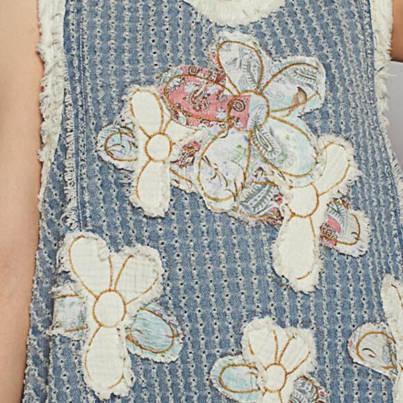POL Blue Denim Flower Patchwork Frayed Edge Baggy Sleeveless Cotton Drapery Top - Picture 4 of 9